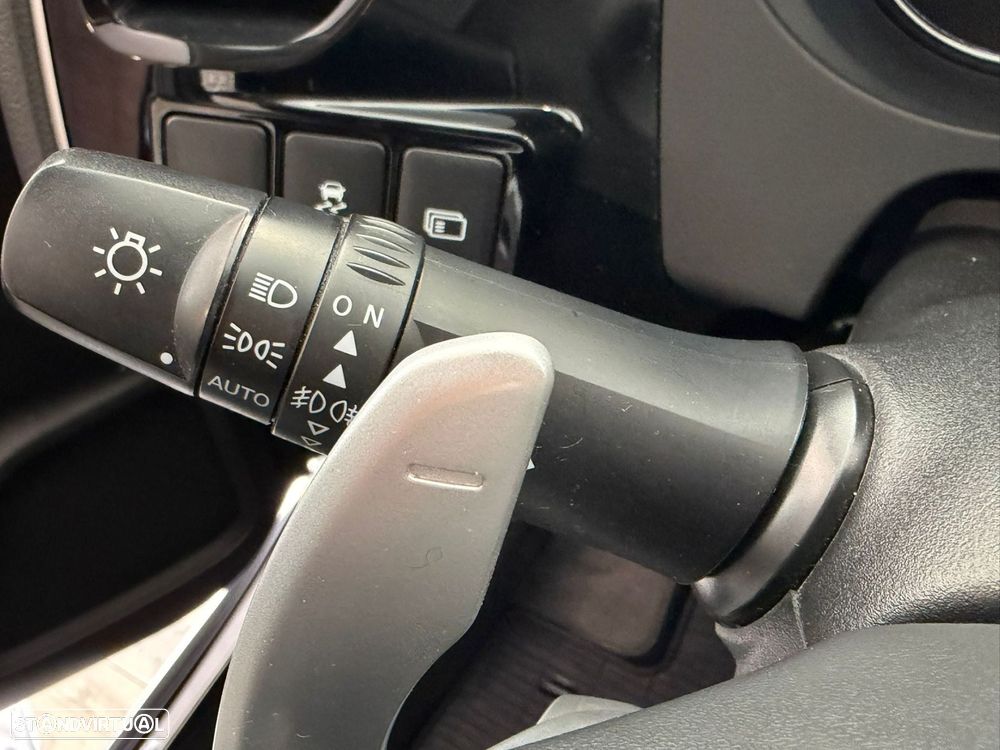 Mitsubishi Outlander 2.0 Instyle Navi - 19