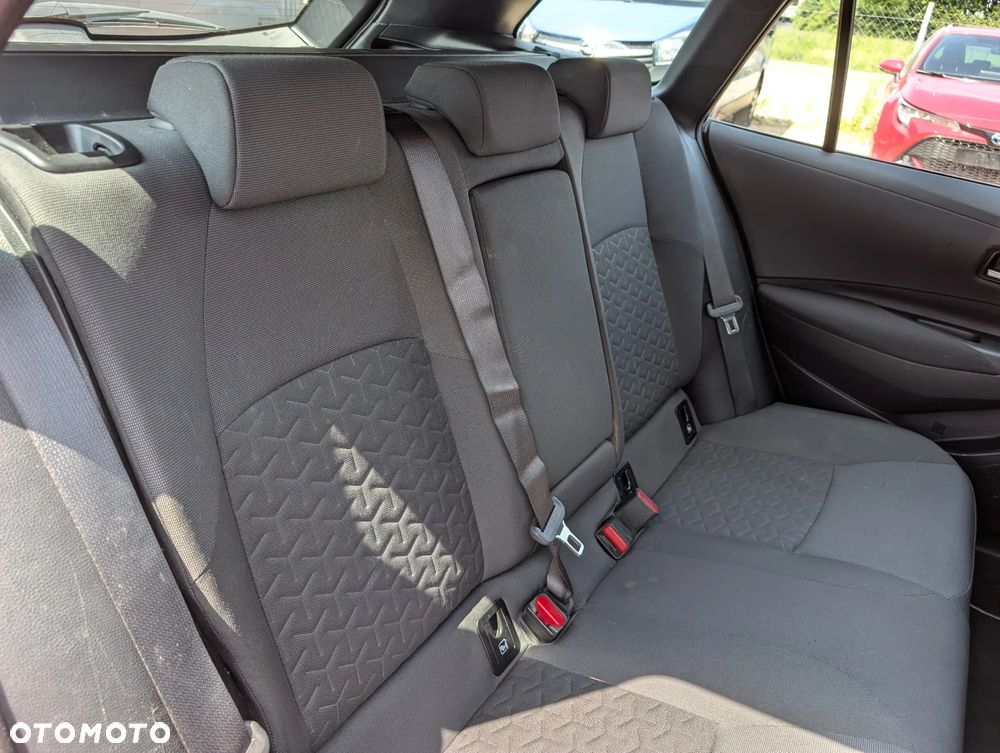 Toyota Corolla - 17