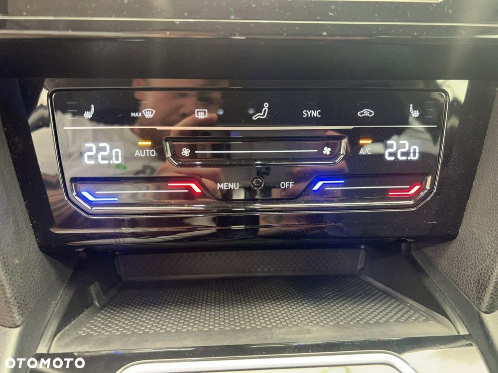 Volkswagen Passat - 21