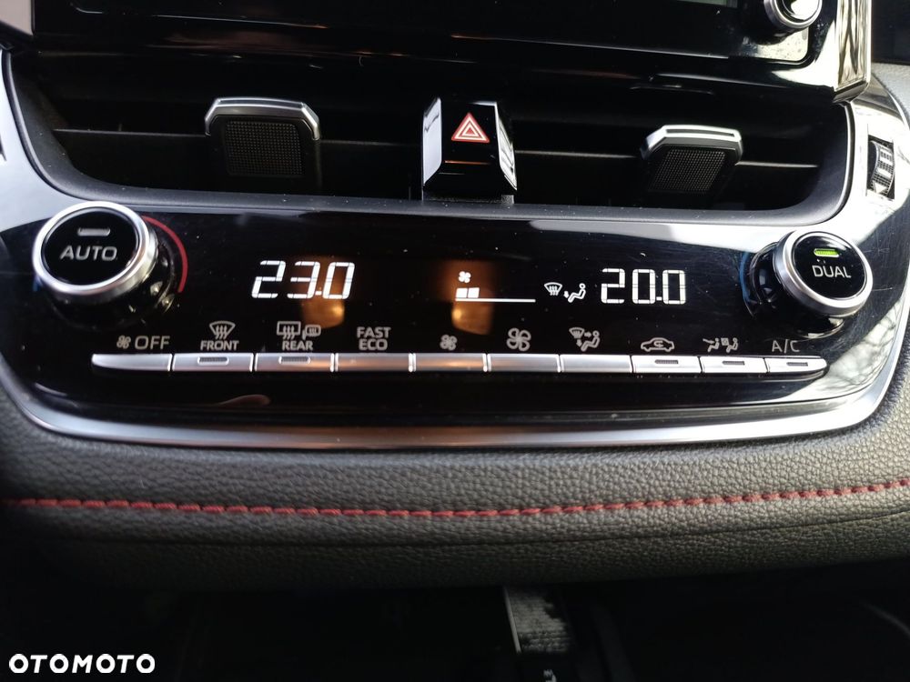 Toyota Corolla 2.0 Hybrid Selection - 21