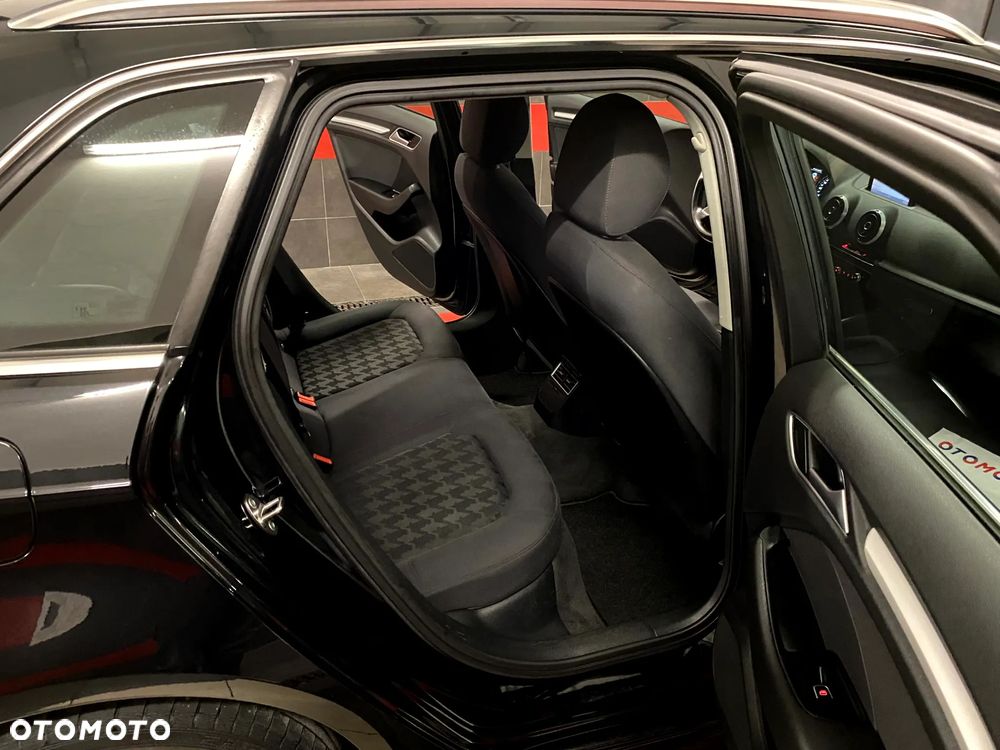 Audi A3 Sportback 1.6 TDI clean diesel Ambiente - 26