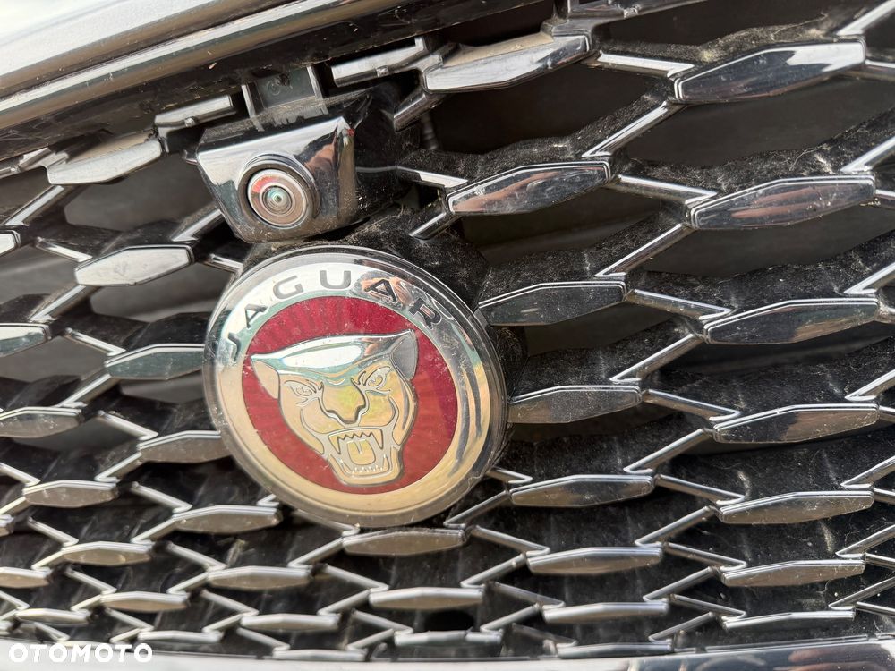 Jaguar E-Pace P300 AWD R-Dynamic HSE - 20