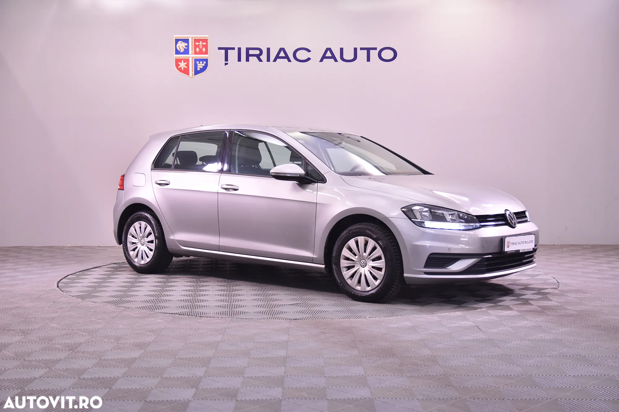 Volkswagen Golf - 7