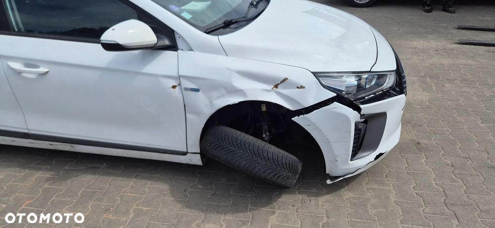 Hyundai IONIQ Hybrid Platinum - 7
