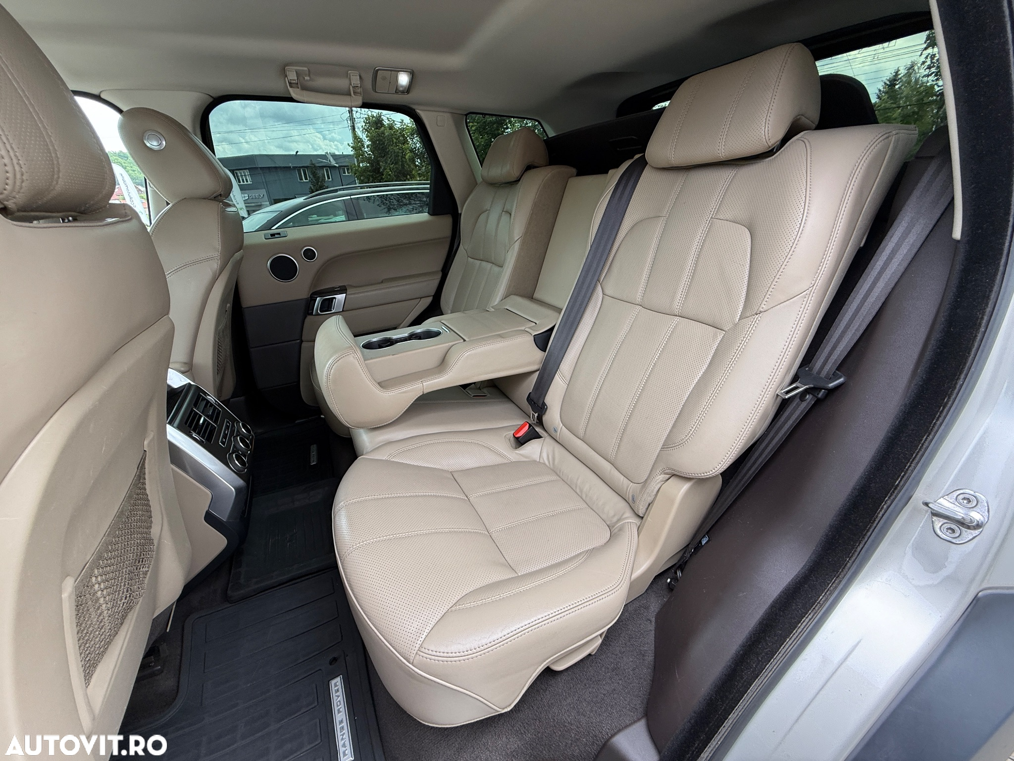 Land Rover Range Rover Sport 3.0 I SDV6 HSE - 18