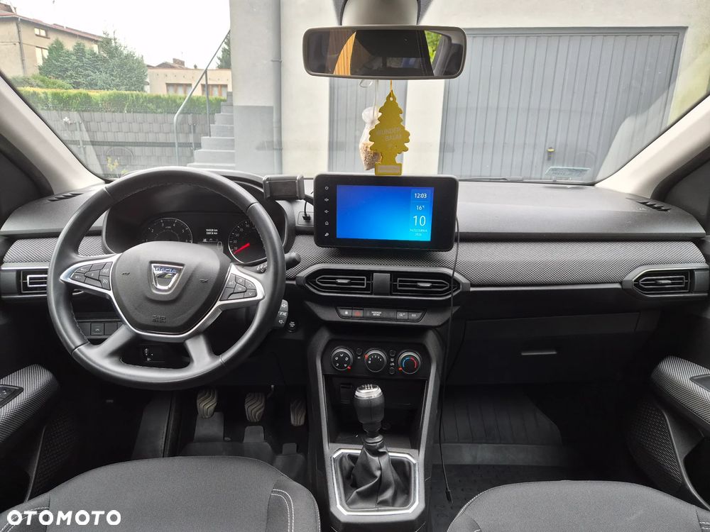 Dacia Sandero - 6
