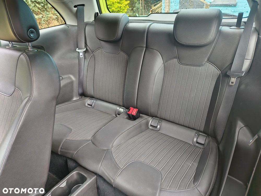 Opel Adam 1.4 - 18