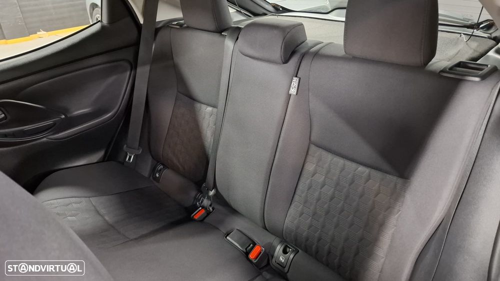 Toyota Yaris 1.5 HDF Comfort Plus - 12