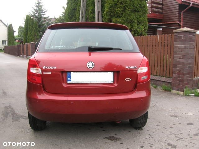 Skoda Fabia 1.4 16V Ambition Plus - 6