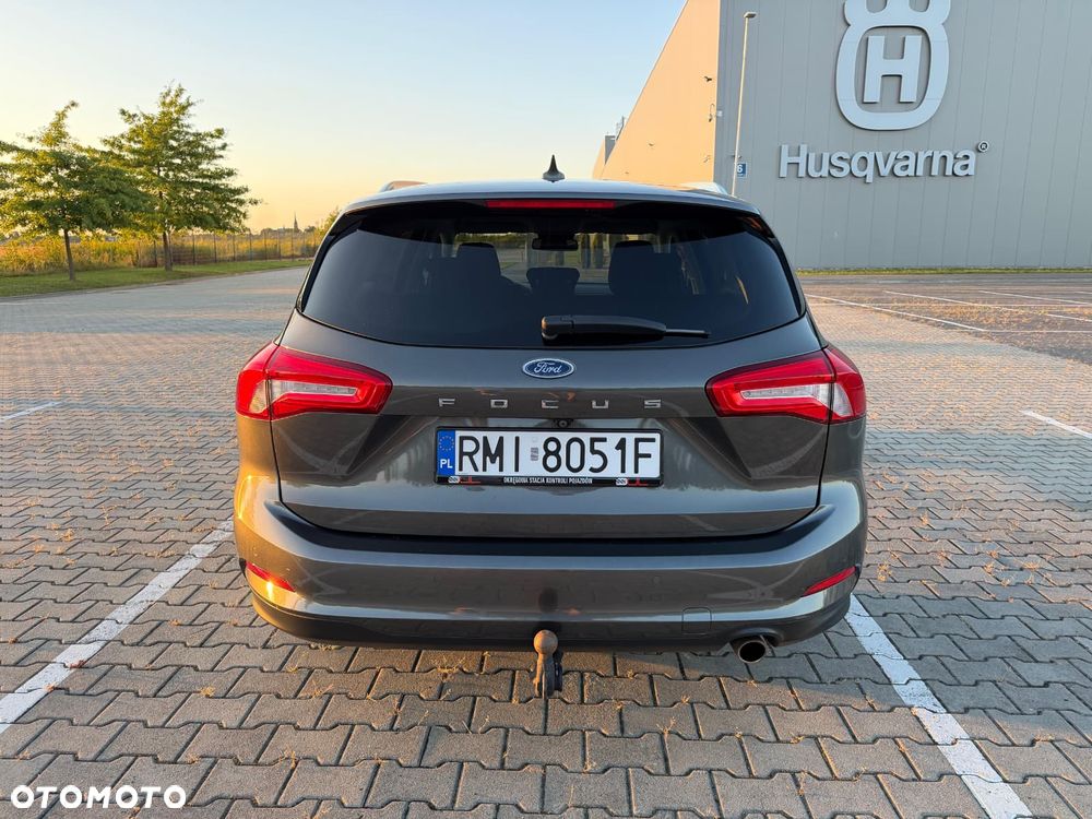 Ford Focus 1.0 EcoBoost Titanium Business - 10