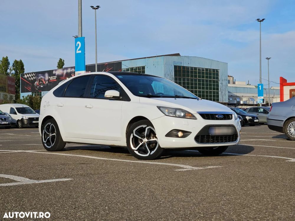 Ford Focus 1.6 TDCi DPF Titanium - 1