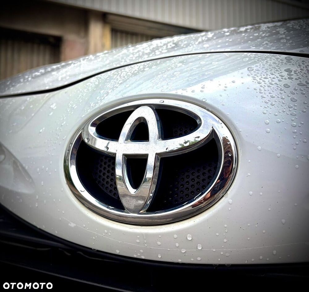 Toyota Yaris - 5