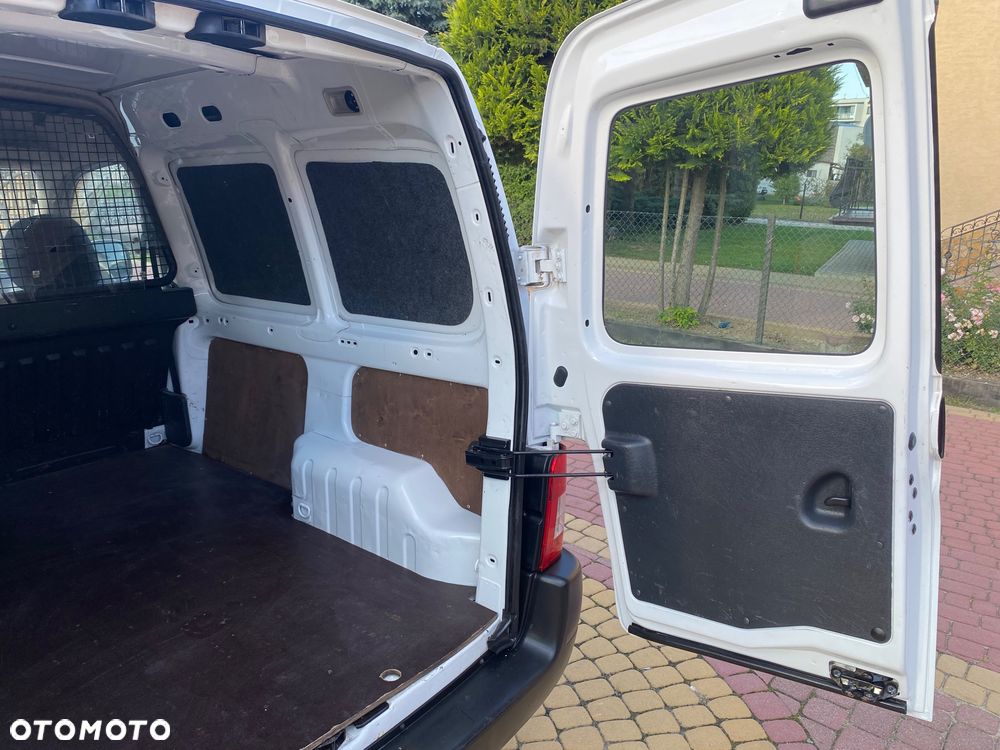 Peugeot PARTNER 1.6HDI NISKI PRZEBIEG 115 zakupiony w salonie w Rzeszowie - 10