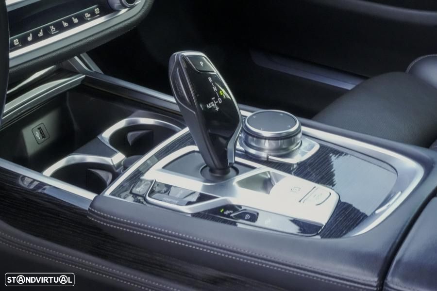 BMW 740 d xDrive Pack M - 21