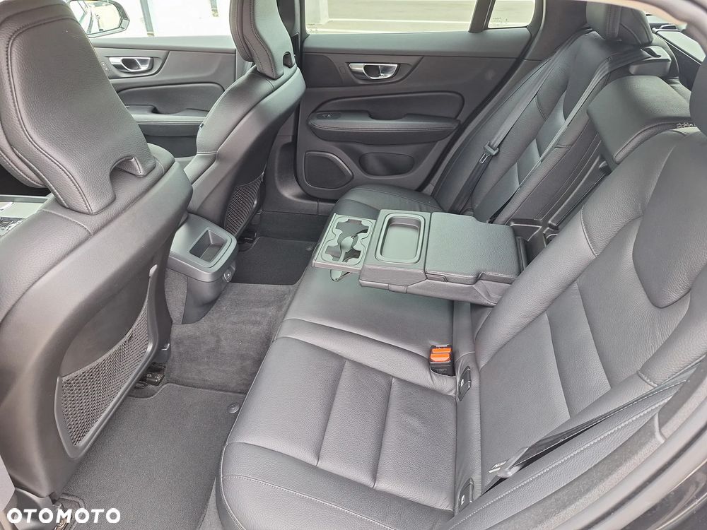 Volvo V60 B4 D Inscription - 20