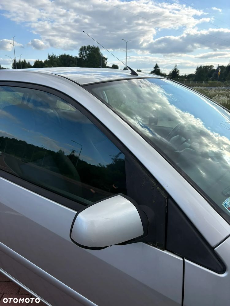 Ford Fiesta 1.3 - 15