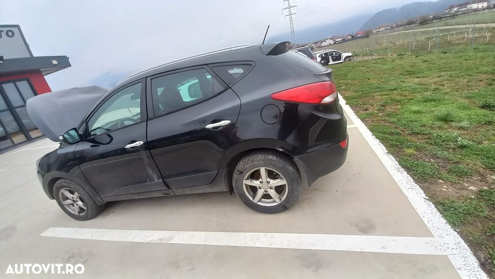 Dezmembram Hyundai IX35 2.0 CRDi 4WD D4HA - 7
