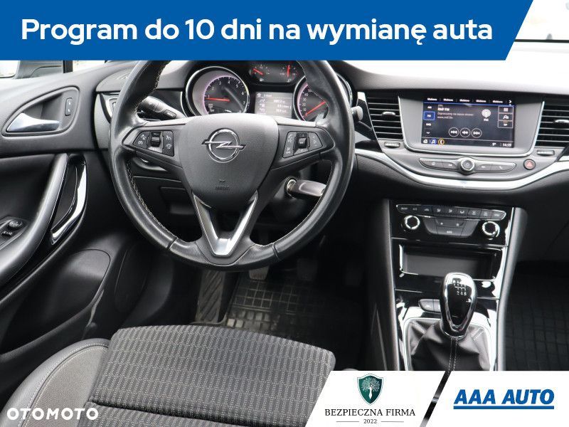 Opel Astra - 9