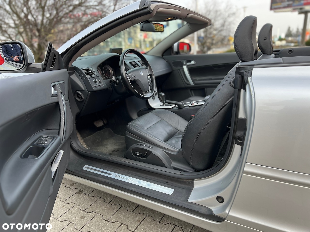 Volvo C70 D4 Summum - 32