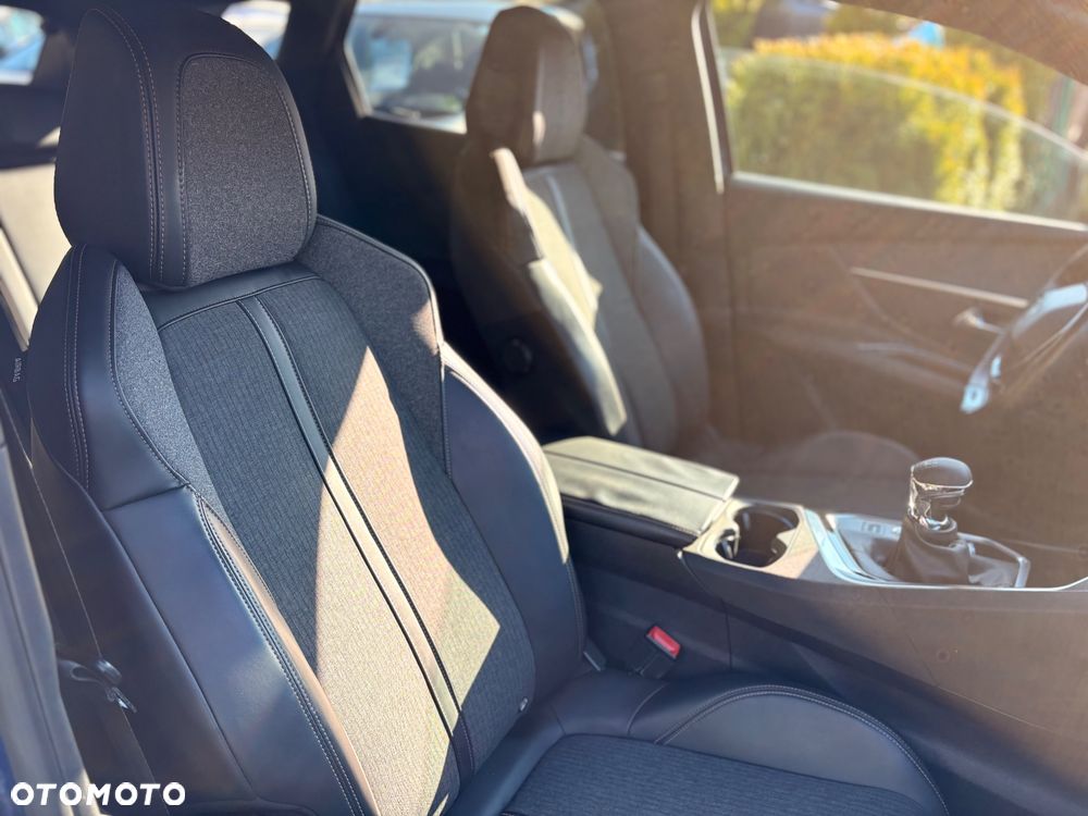 Peugeot 3008 BlueHDi 130 Stop & Start Allure - 25