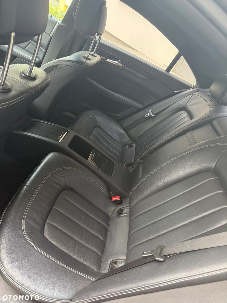 Mercedes-Benz CLS 350 CDI 4-Matic BlueEff - 11