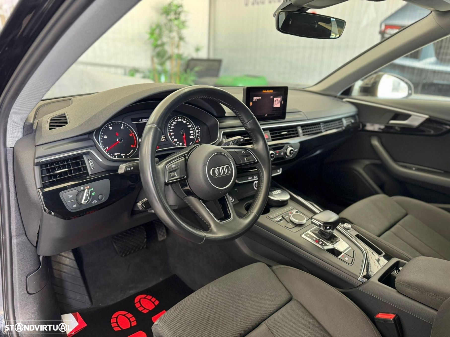 Audi A4 Avant 2.0 TDI Sport S tronic - 12