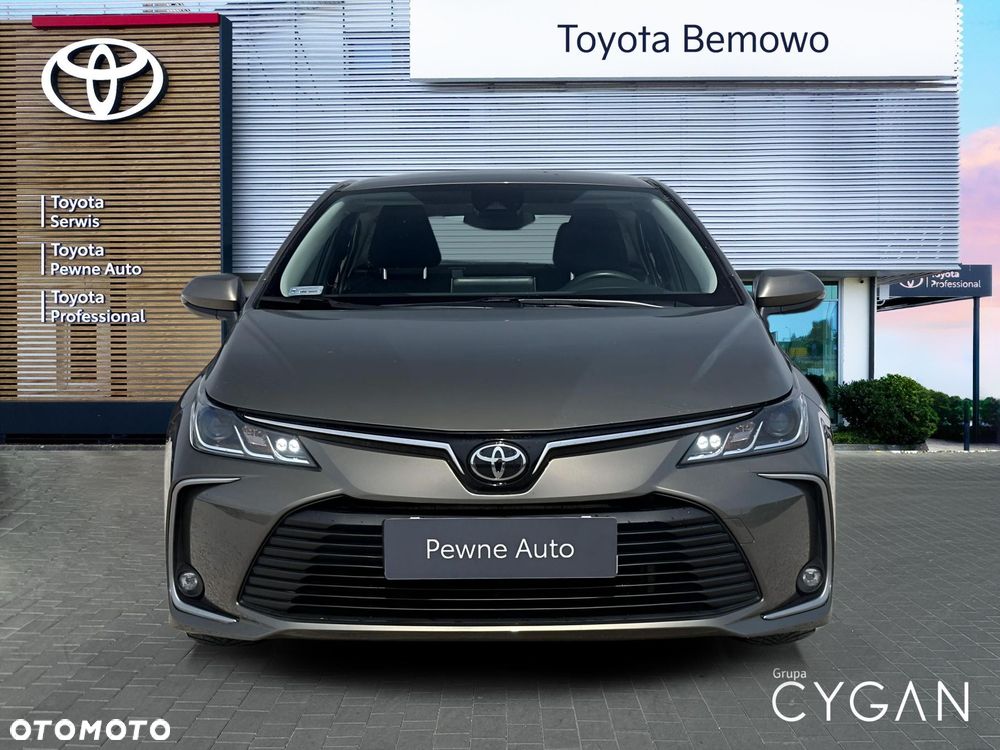 Toyota Corolla - 4