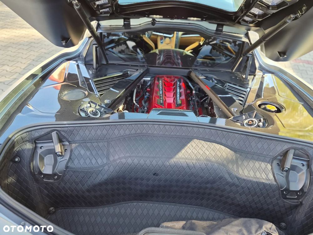 Chevrolet Corvette Stingray 3LT 6.2 V8 Automatik - 9