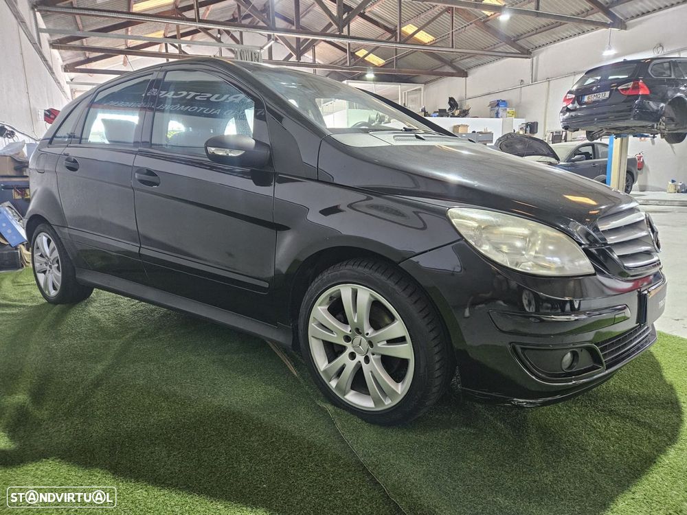 Mercedes-Benz B 180 CDI Autotronic - 4