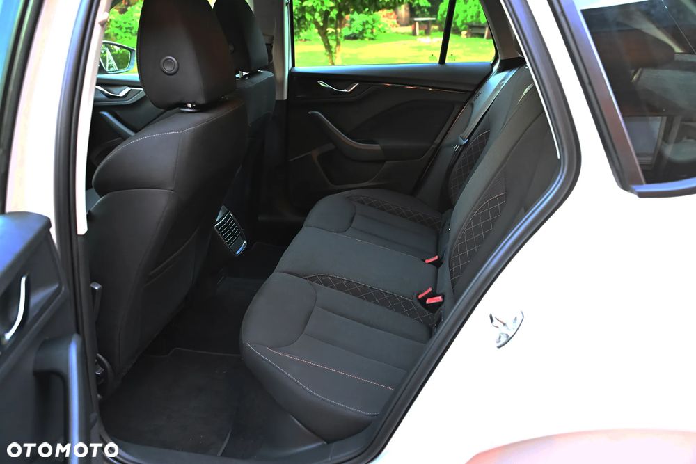 Skoda Kamiq 1.0 TSI Style - 10