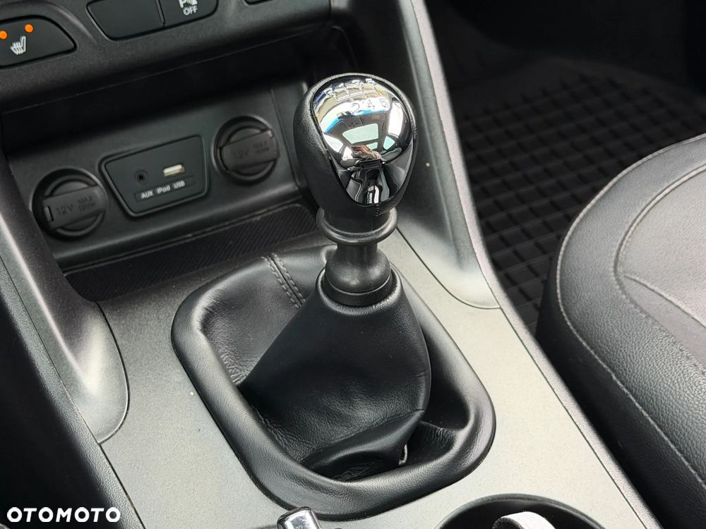 Hyundai ix35 1.7 CRDi Premium 2WD - 31