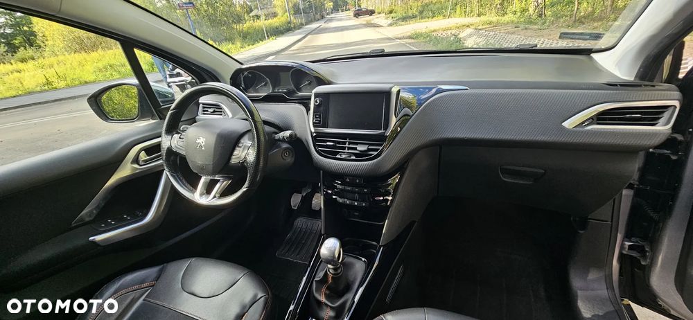 Peugeot 2008 BlueHDi FAP 120 STOP & START Crossway - 23