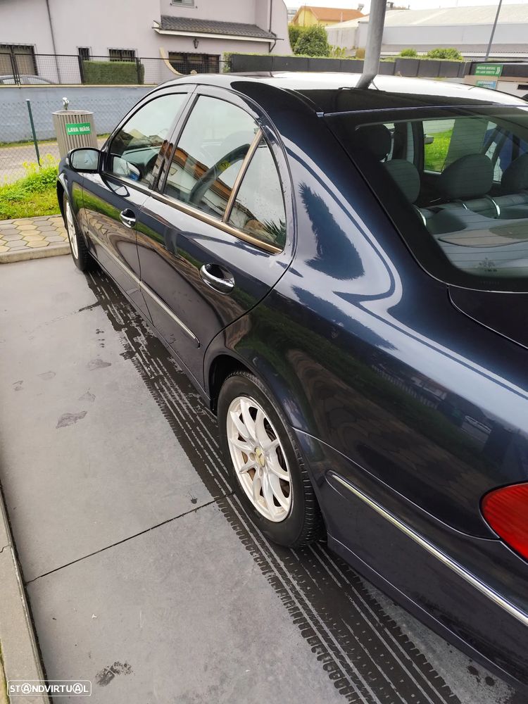 Mercedes-Benz E 220 CDI Auto Elegance - 9