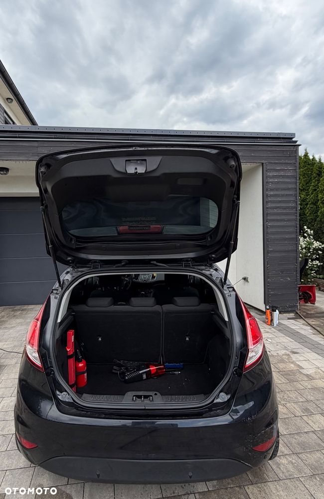Ford Fiesta - 31