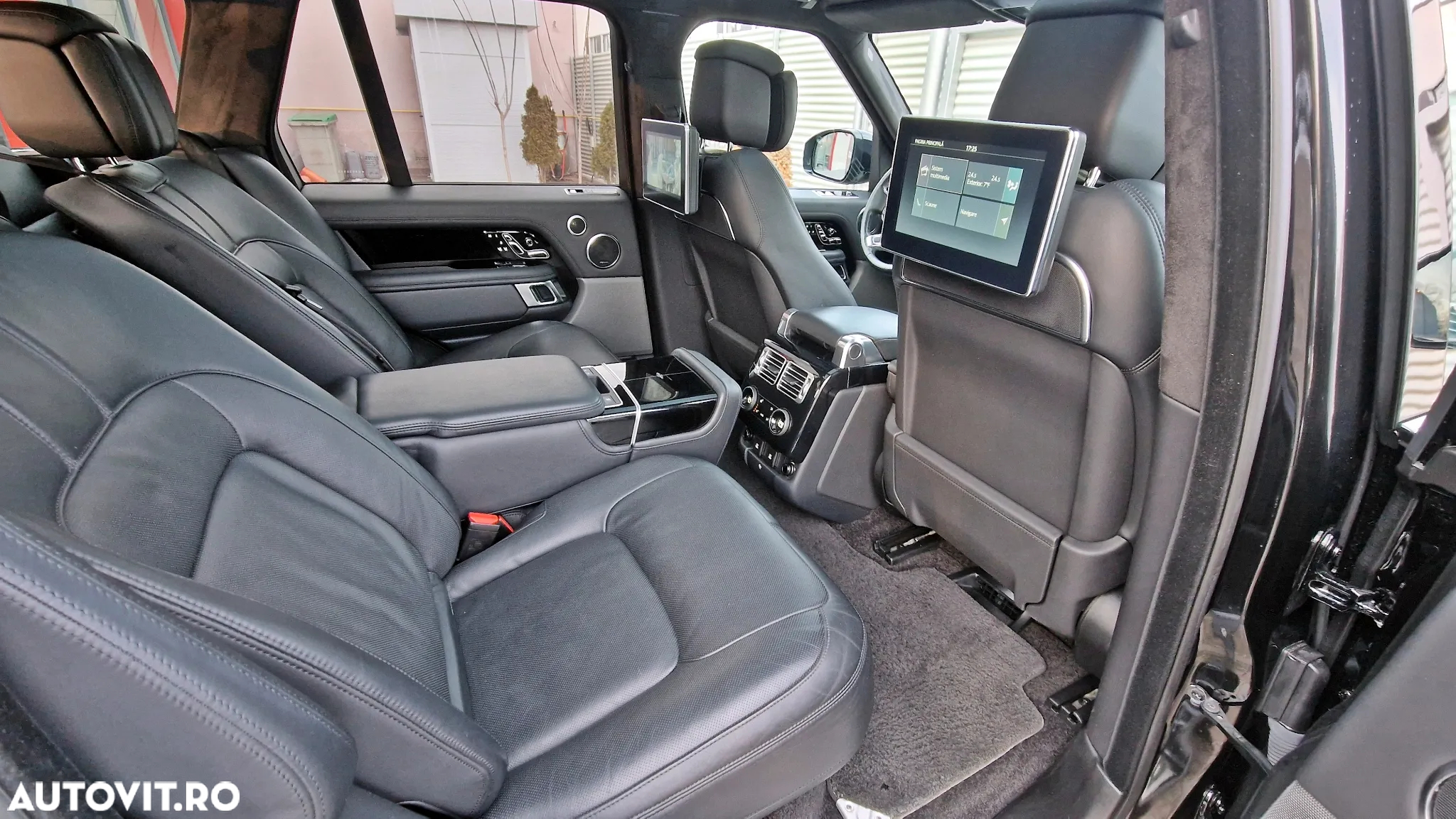 Land Rover Range Rover Vogue - 23