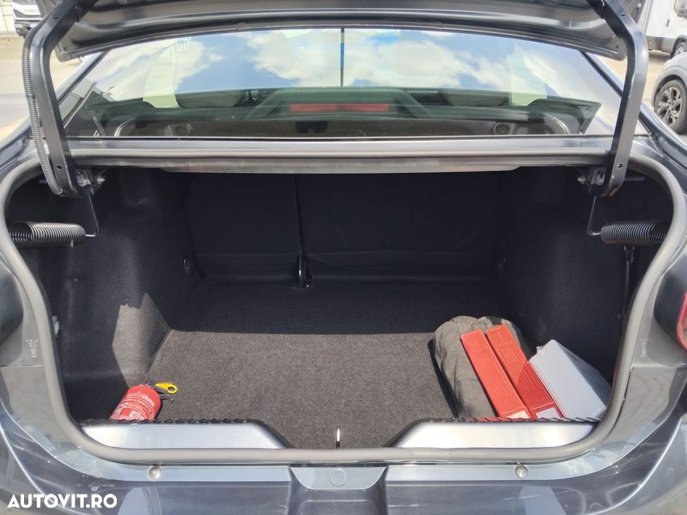 Dacia Logan TCe 90 MT6 Expression - 14