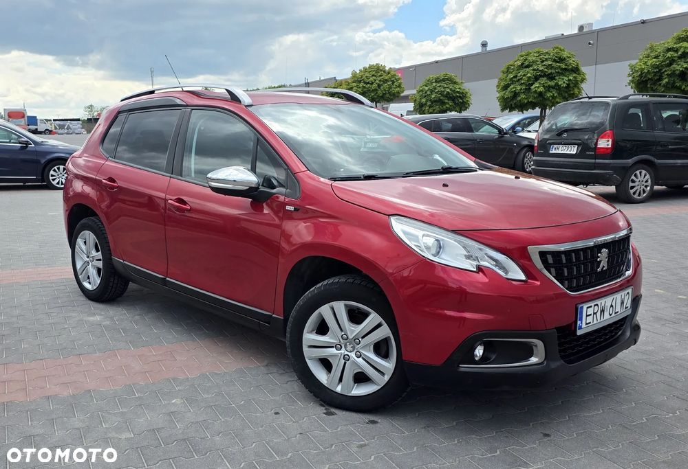 Peugeot 2008 PureTech 110 Style - 2