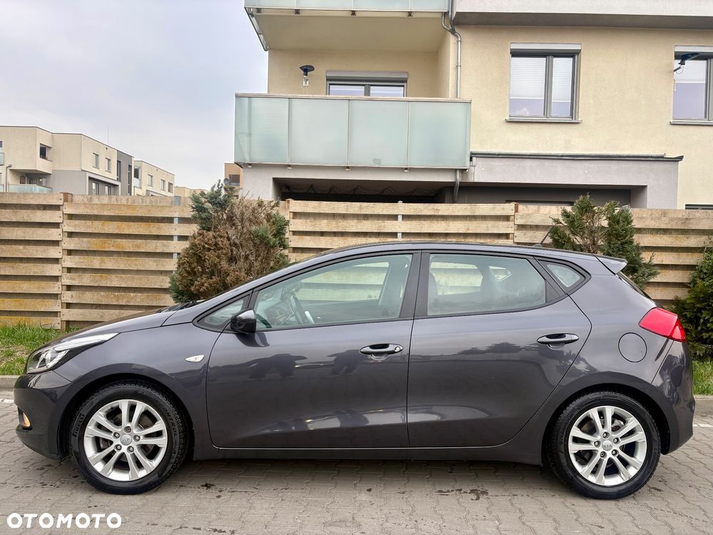 Kia Ceed - 3