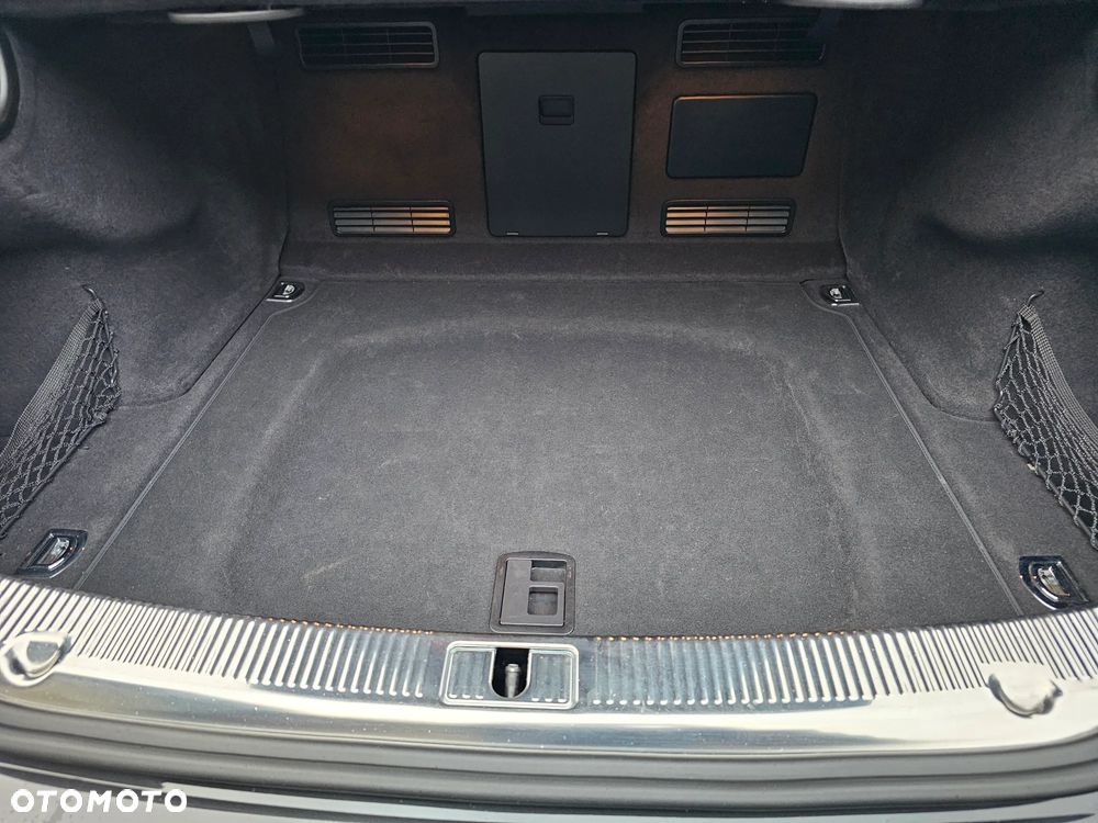 Audi A8 4.0 TFSI cylinder on demand quattro tiptronic Lang - 36