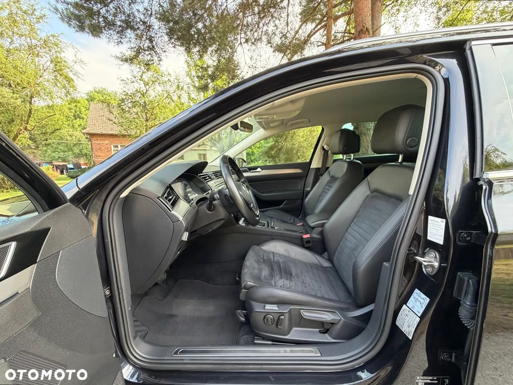 Volkswagen Passat 1.6 TDI SCR DSG - 15