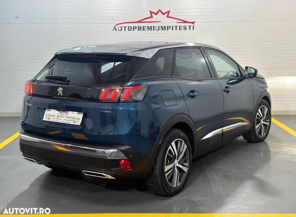 Peugeot 3008 Plug-In Hybrid 225 e-EAT8 GT - 13