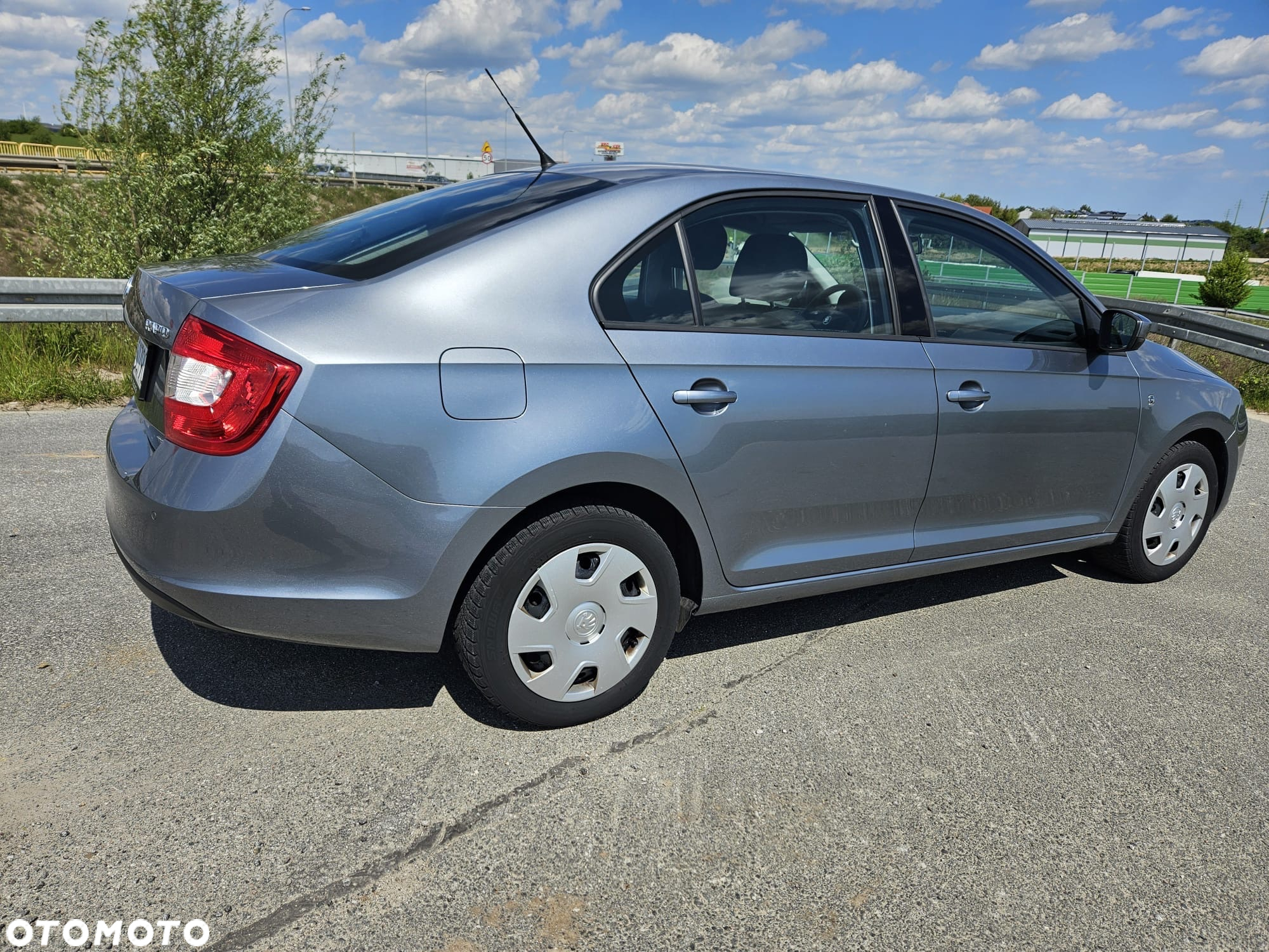 Skoda RAPID 1.2 TSI Active - 3