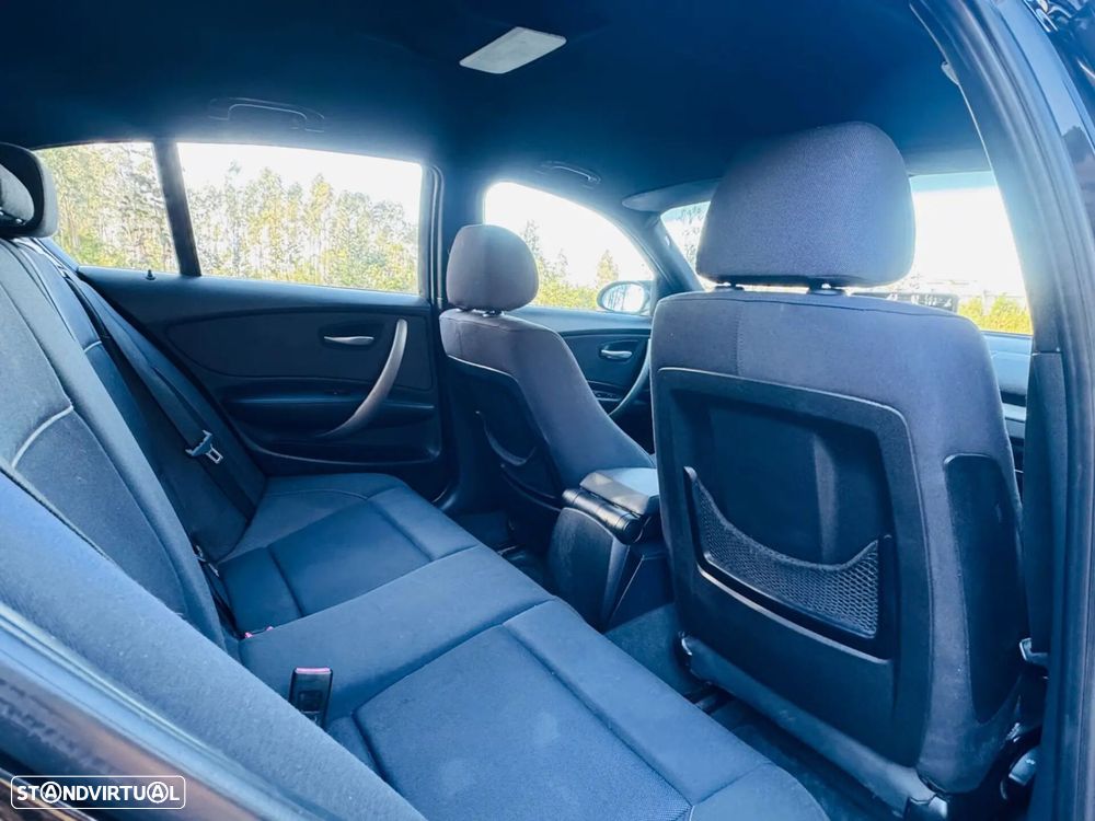 BMW 118 d Line Sport - 36