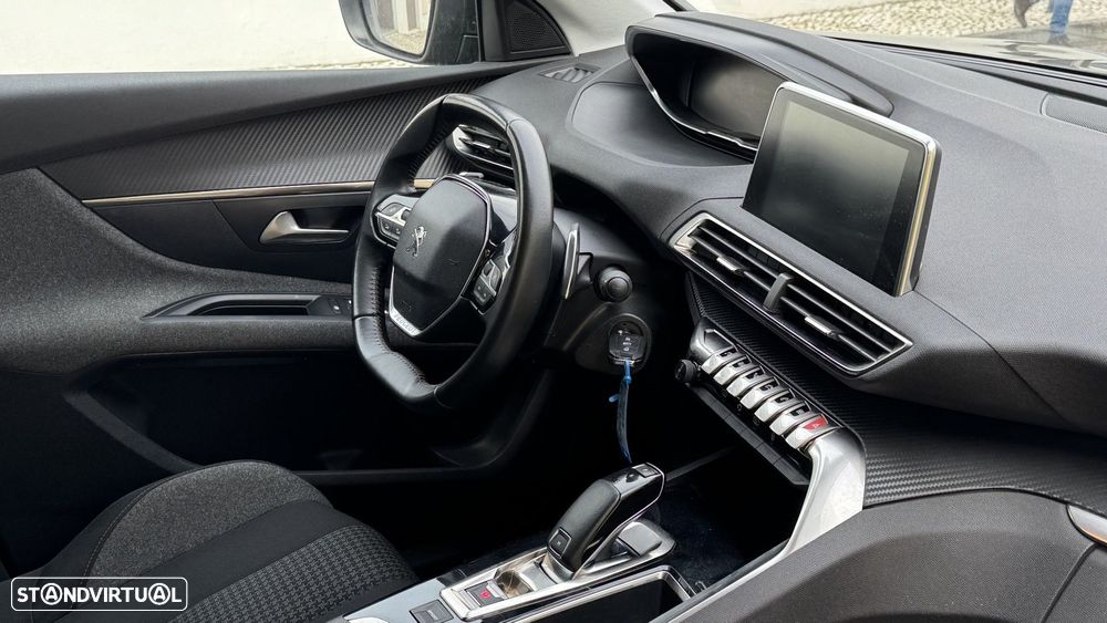 Peugeot 5008 1.2 PureTech Allure EAT8 - 7