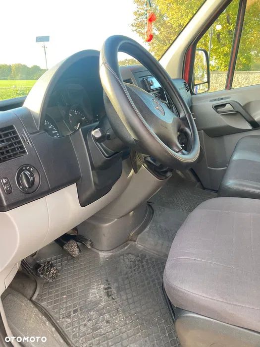Mercedes-Benz Sprinter - 6
