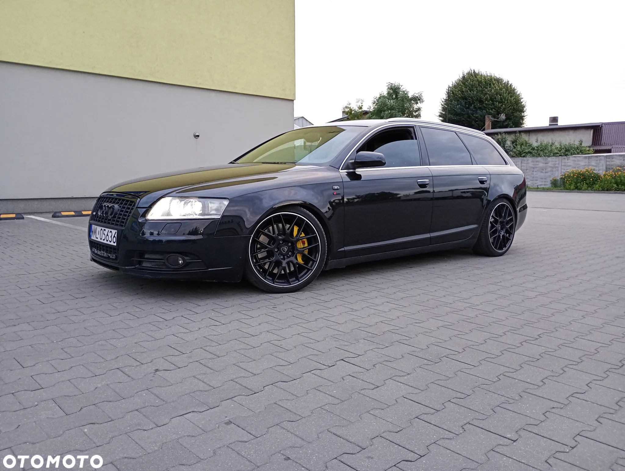 Audi A6 Avant - 1