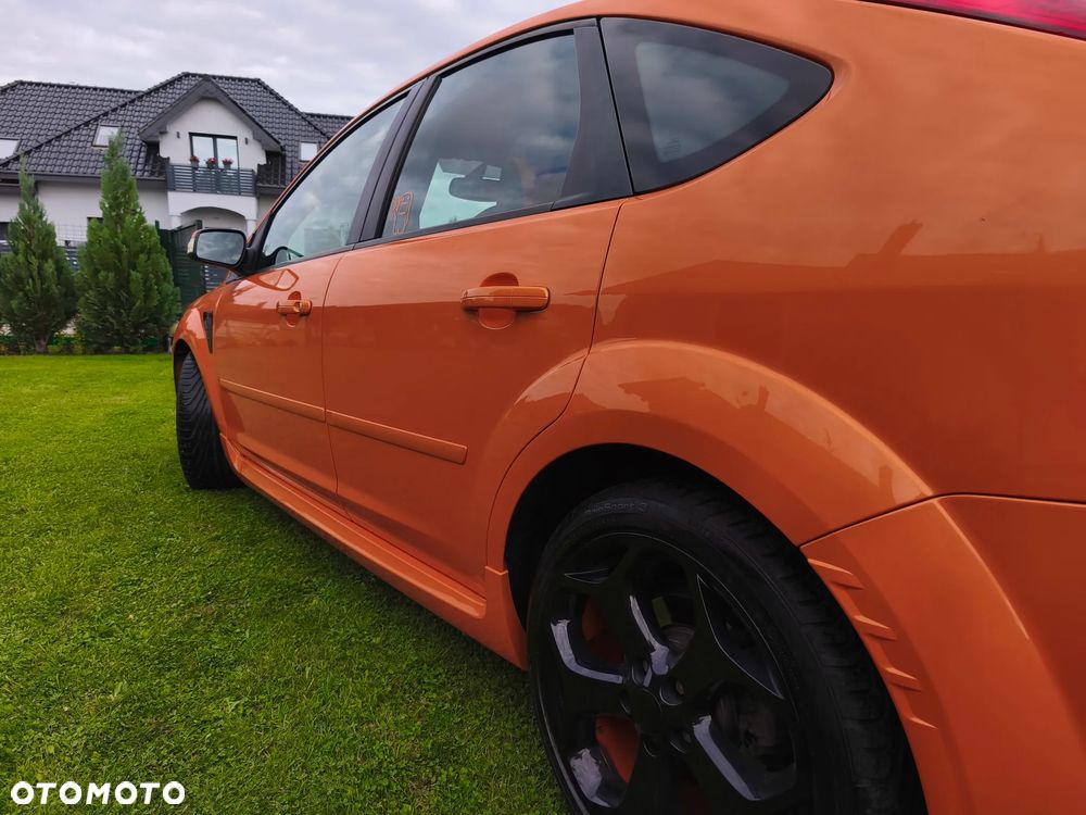 Ford Focus ST - 4