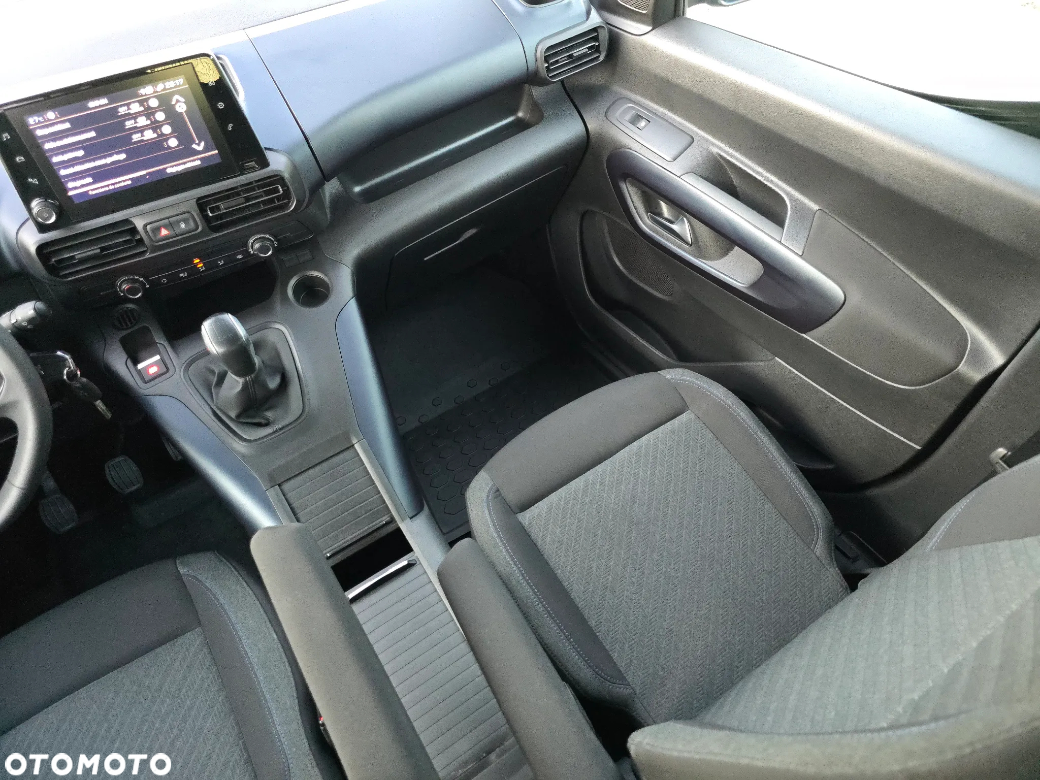 Peugeot Rifter BlueHDI 100 L1 Allure - 26