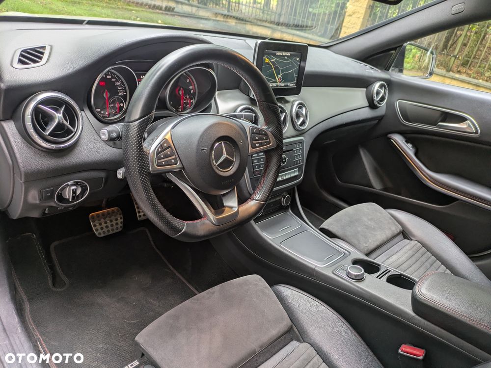 Mercedes-Benz CLA 200 (CDI) d 7G-DCT AMG Line - 13