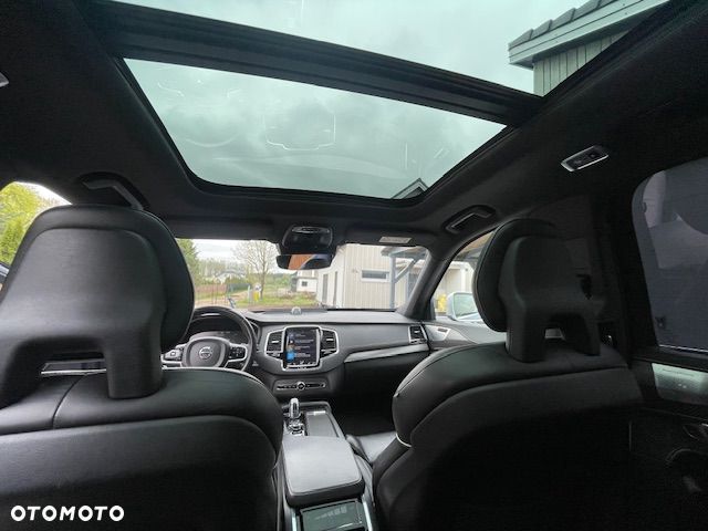 Volvo XC 90 T8 AWD Plug-In Hybrid R-Design 7os - 23